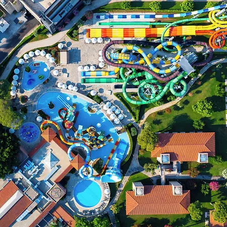 Курортный комплекс Gloria Golf 5*